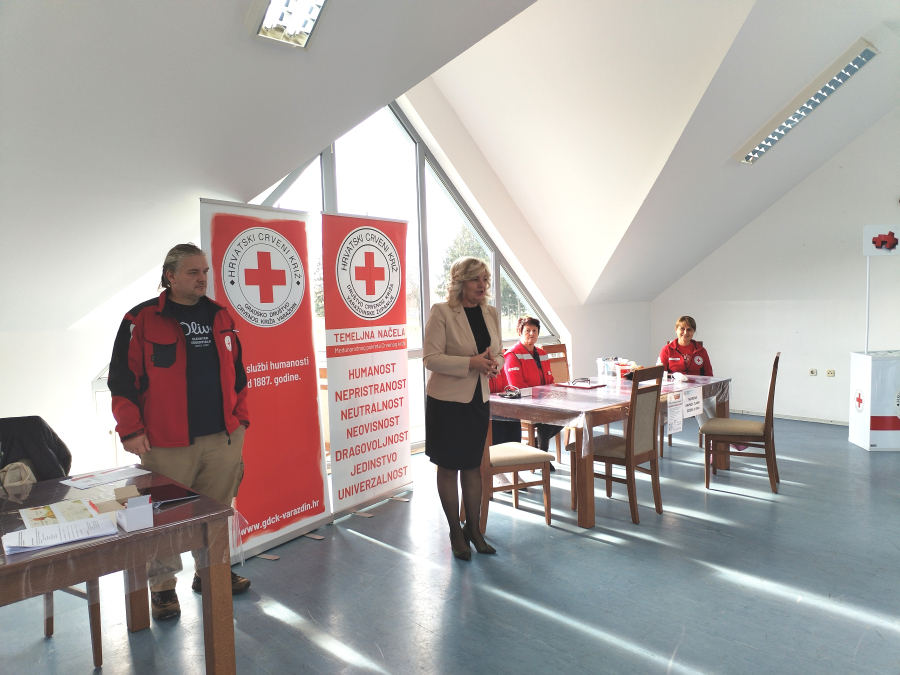 U Trnovcu Bartolovečkom održano predavanje te mjerenje &scaron;ećera i tlaka za umirovljenike