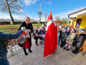 Općina Trnovec Bartolovečki darivala najmlađe povodom Nikolinja