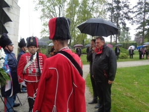 Župan Radimir Čačić odao počast poginulim antifa&scaron;istima kod spomen kosturnice na groblju u Varaždinu