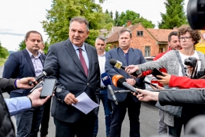 Županija &ndash; veliko gradili&scaron;te, župan obi&scaron;ao radove u Maru&scaron;evcu, Cestici i Pe&scaron;čenici Viničkoj, načelnici izrazito zadovoljni suradnjom s Županijom