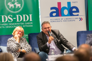 Predsjednik Narodne stranke REFORMISTI Radimir Čačić, potpredsjednica i saborska zastupnica Natalija Martinčević i tajnica stranke Alenka Koči&scaron;a Čičin &Scaron;ain sudjelovali na međunarodnoj konferenciji Liberala