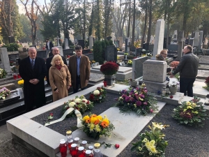 Zagrebački Reformisti povodom blagdana Svih svetih posjetili posljednje počivali&scaron;te prof. dr. sc. Savke Dabčević-Kučar